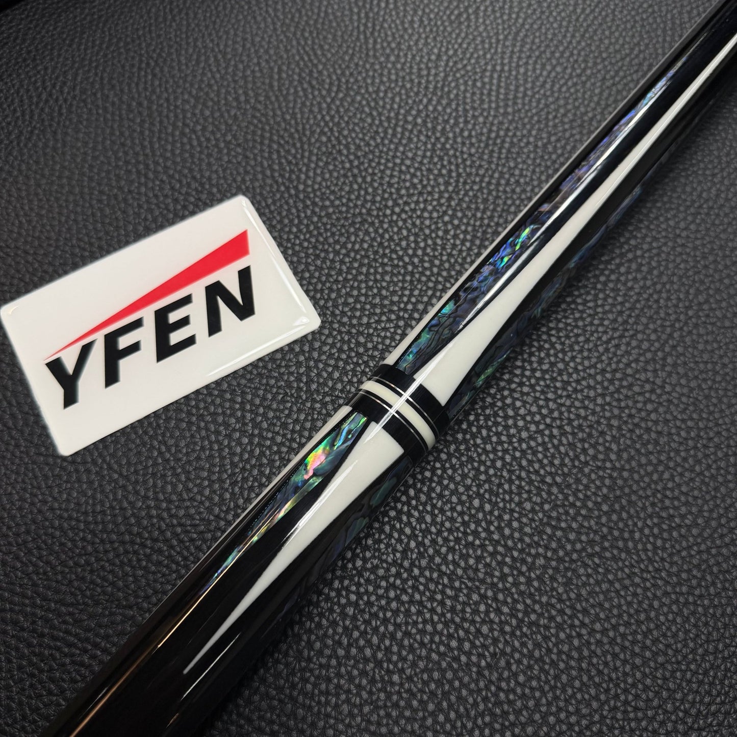 Luxury Collection Paua Shell Inlay Billiard Cue – Dual - Grain Lignum Vitae & Ebony, Carbon Fiber Shaft - JIAN YING CuesLuxury Collection Paua Shell Inlay Billiard Cue – Dual - Grain Lignum Vitae & Ebony, Carbon Fiber Shaft球杆JIAN YING