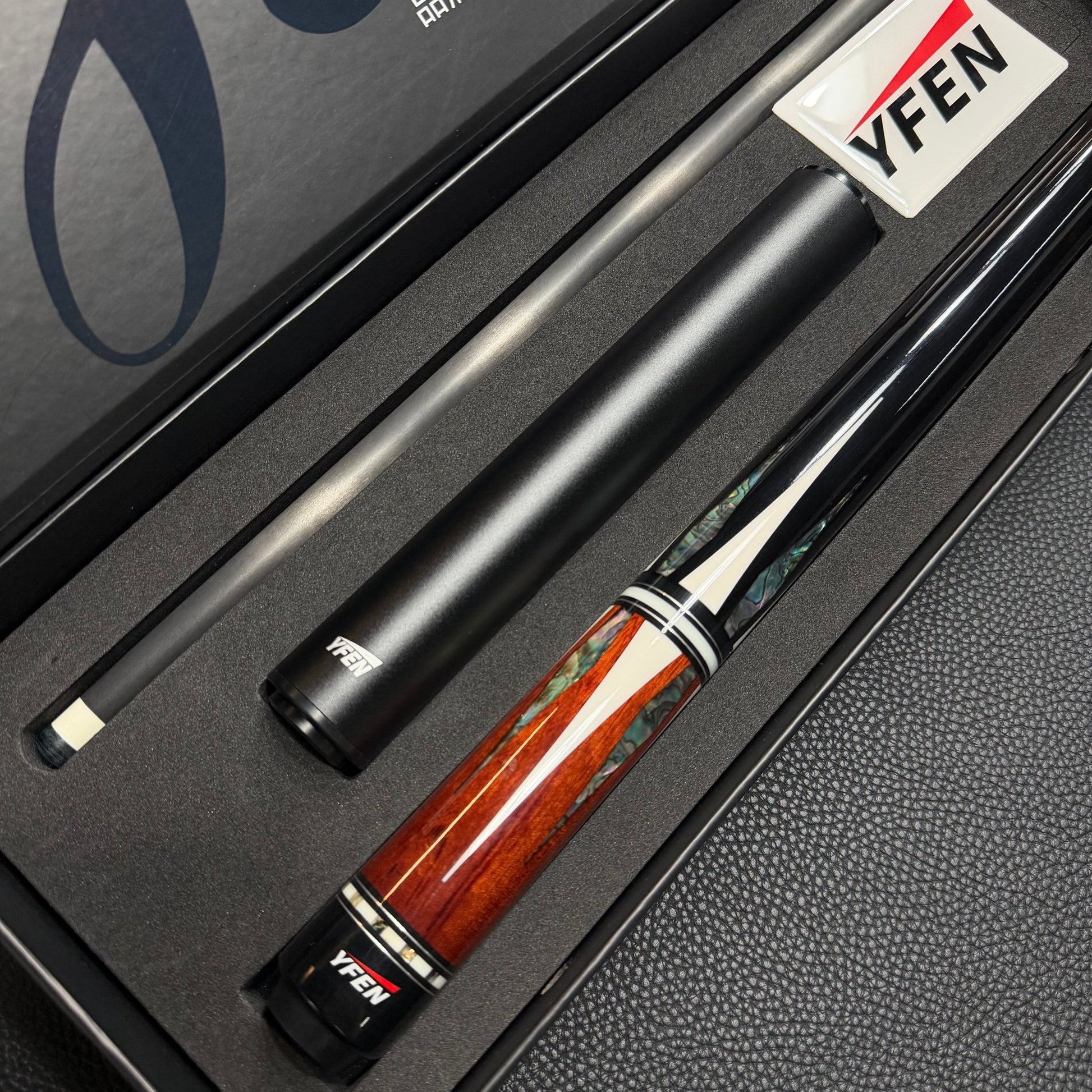 Luxury Collection Paua Shell Inlay Billiard Cue – Dual - Grain Lignum Vitae & Ebony, Carbon Fiber Shaft - JIAN YING CuesLuxury Collection Paua Shell Inlay Billiard Cue – Dual - Grain Lignum Vitae & Ebony, Carbon Fiber Shaft球杆JIAN YING